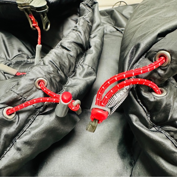 The North Face Catalyst Summit Series 800 Fill Down Hooded Jacket - Picture 9 of 10